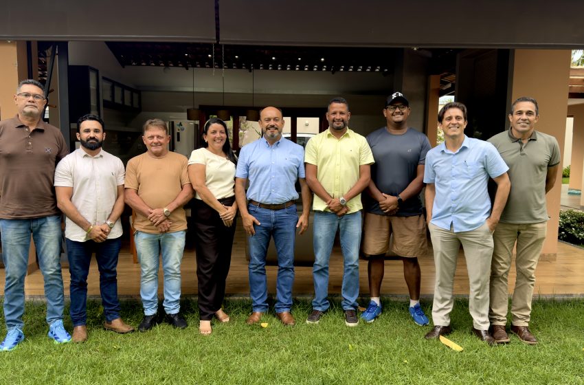  Sandoval consolida base em Colinas com apoio de oito vereadores