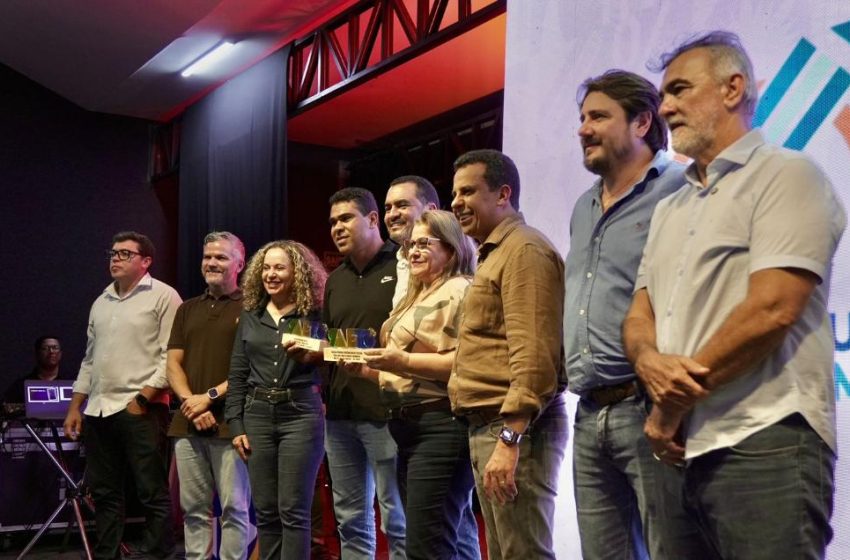  Amélio Cayres destaca apoio da Assembleia Legislativa à Educação