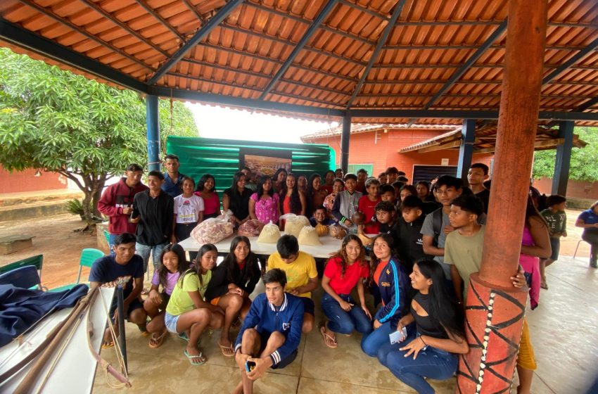  Associação de Brigadistas Indígenas Xerente entrega alimentos para reforçar merenda em escolas indígenas
