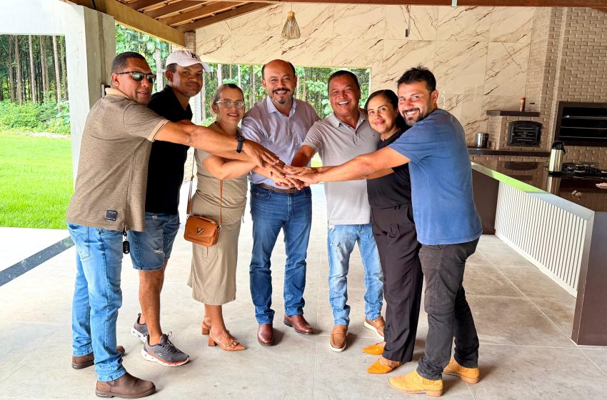  Prefeito de Axixá do Tocantins,  Auri Wulange e cinco vereadores declaram apoio a Sandoval